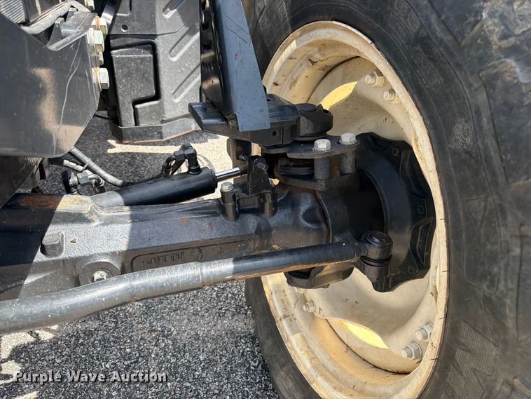 image for item NJ9085 2020 New Holland TS6.110 MFWD tractor