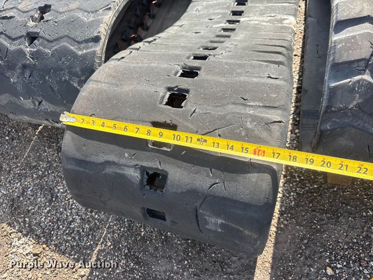 image for item NJ9086 (11) skid steer tracks