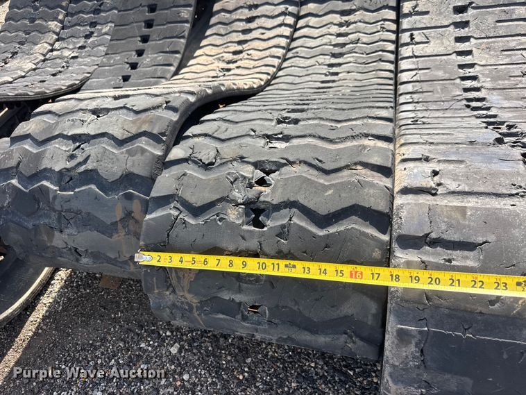 image for item NJ9086 (11) skid steer tracks