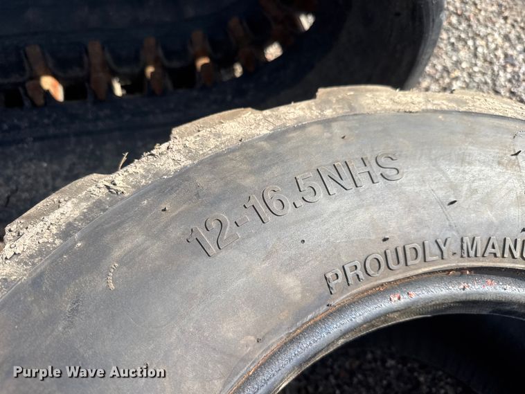 image for item NJ9086 (11) skid steer tracks