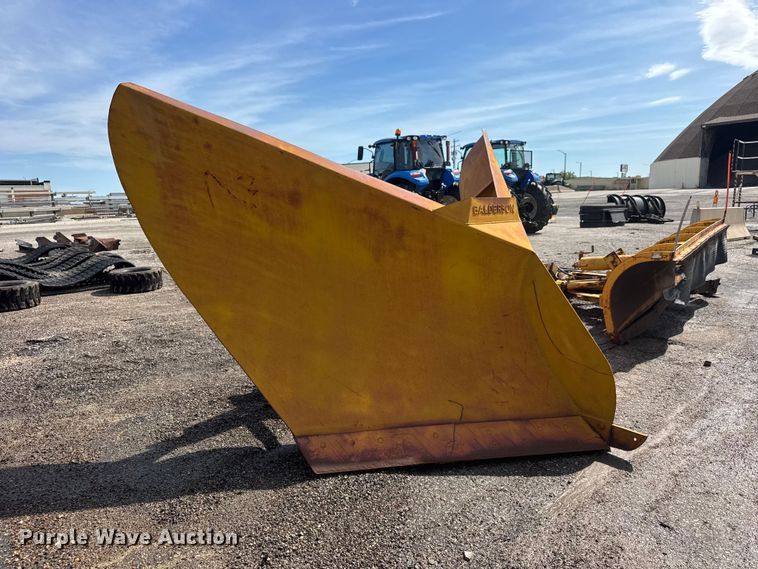 image for item NJ9088 Balderson BV11 V plow