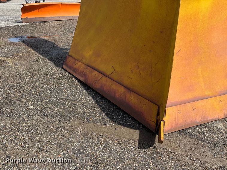 image for item NJ9088 Balderson BV11 V plow