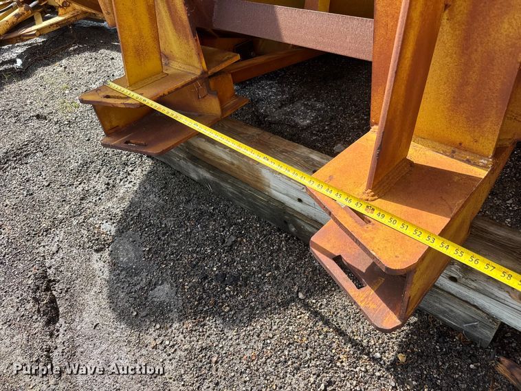 image for item NJ9088 Balderson BV11 V plow