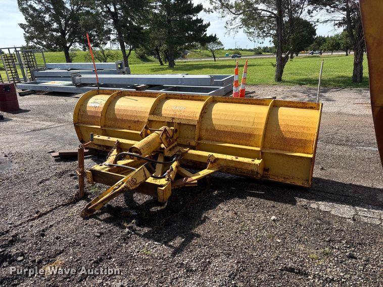 image for item NJ9089 Flink 11PA38 – KS snow plow