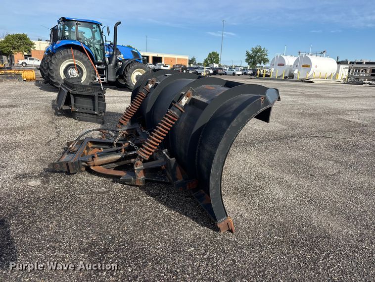 image for item NJ9095 Henderson 11X42XKD0TXHX25275 snow plow
