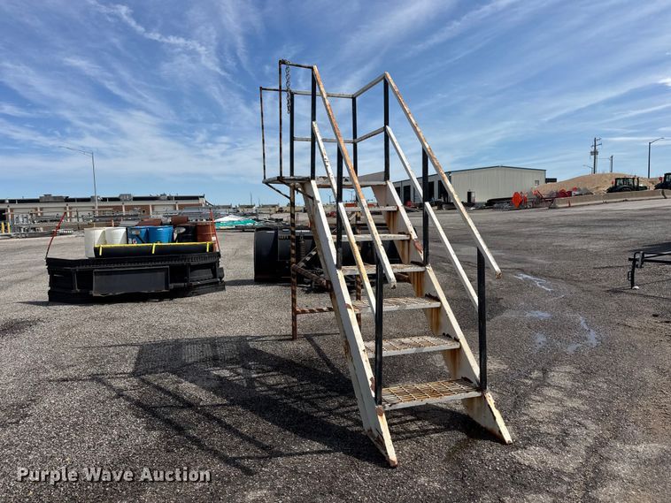 image for item NJ9096 (11) storage racks