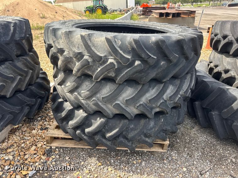 image for item NJ9100 (9) tractor tires