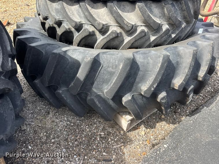 image for item NJ9100 (9) tractor tires