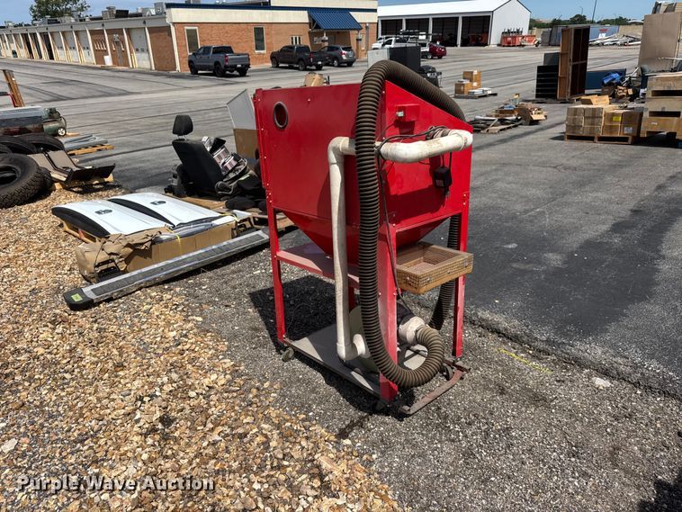 image for item NJ9102 Central Pneumatic sand blast cabinet