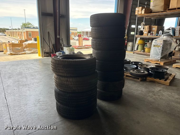 image for item NJ9107 (12) Goodyear tires