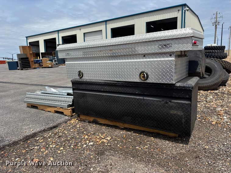 image for item NJ9111 (4) tool boxes