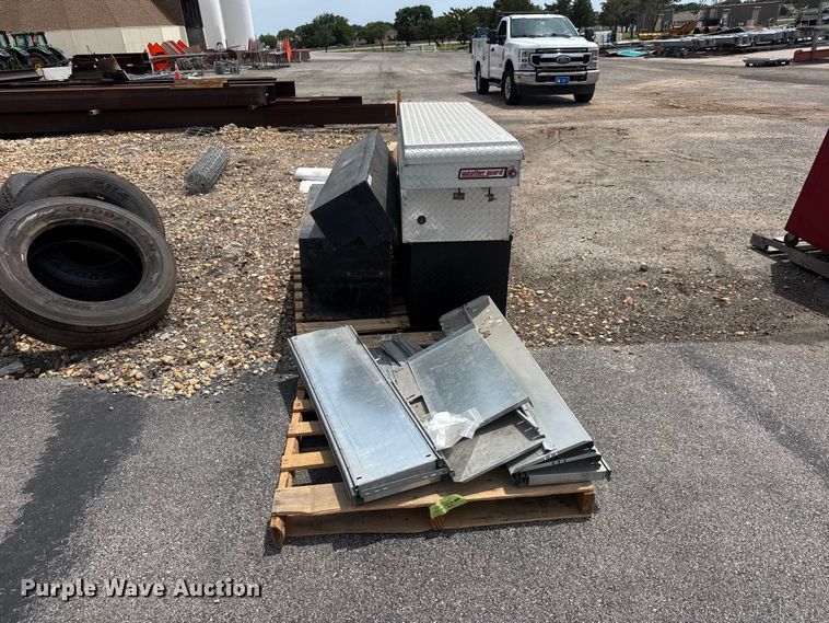 image for item NJ9111 (4) tool boxes