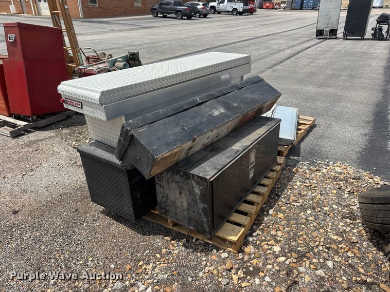 image for item NJ9111 (4) tool boxes