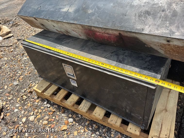 image for item NJ9111 (4) tool boxes