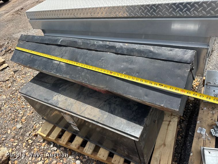 image for item NJ9111 (4) tool boxes