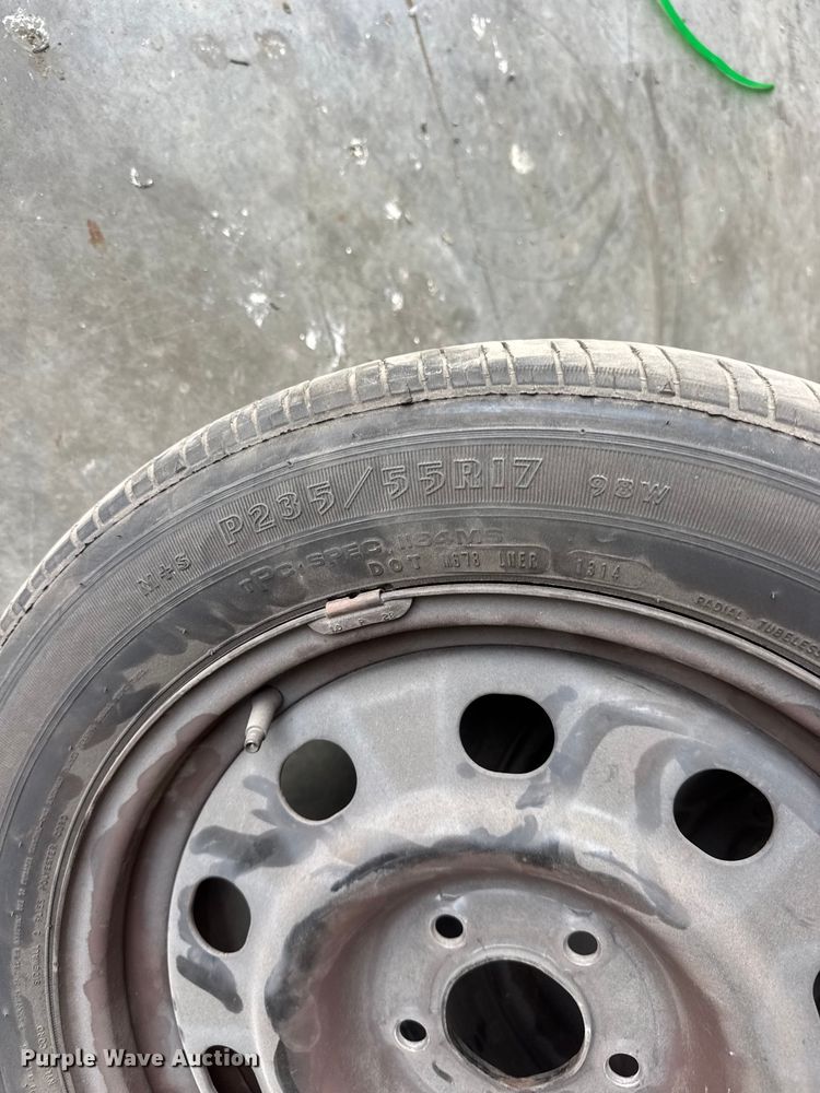 image for item NJ9112 (15) tires and wheels