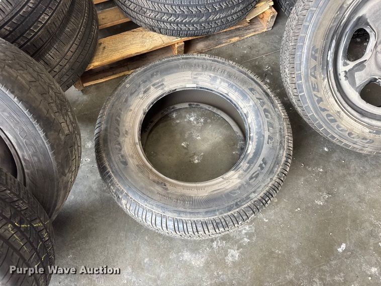 image for item NJ9112 (15) tires and wheels