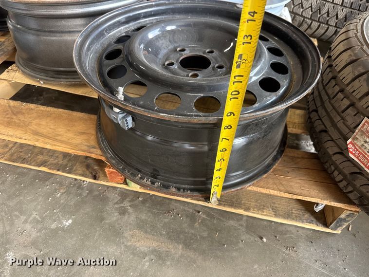 image for item NJ9112 (15) tires and wheels