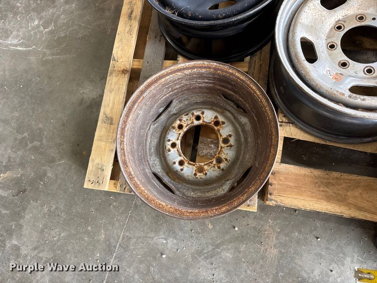 image for item NJ9112 (15) tires and wheels