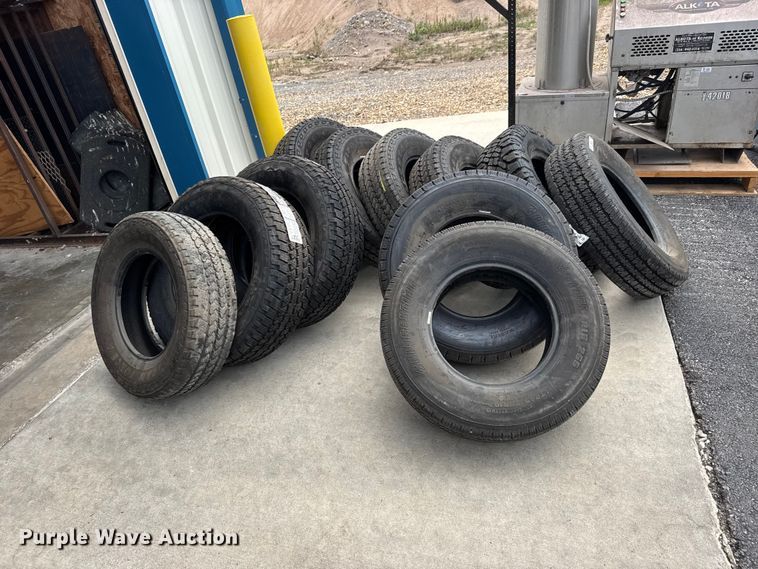 image for item NJ9113 (11) tires