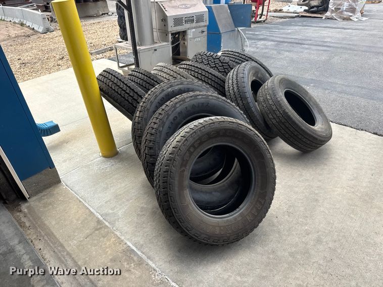 image for item NJ9113 (11) tires