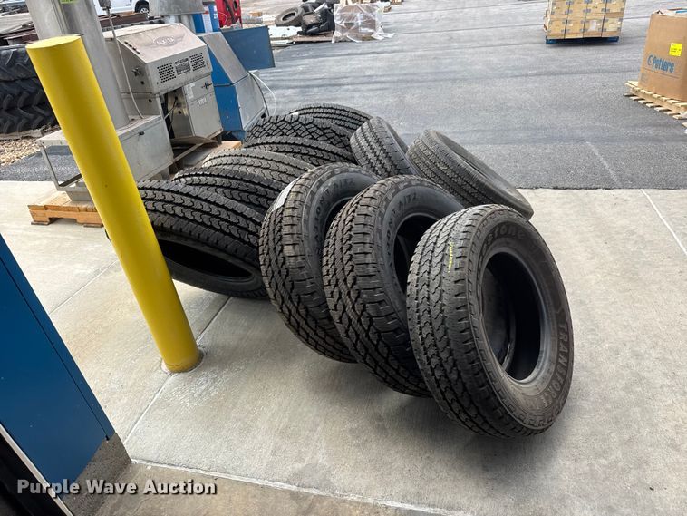 image for item NJ9113 (11) tires