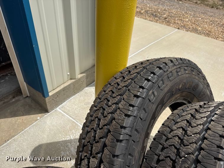 image for item NJ9113 (11) tires