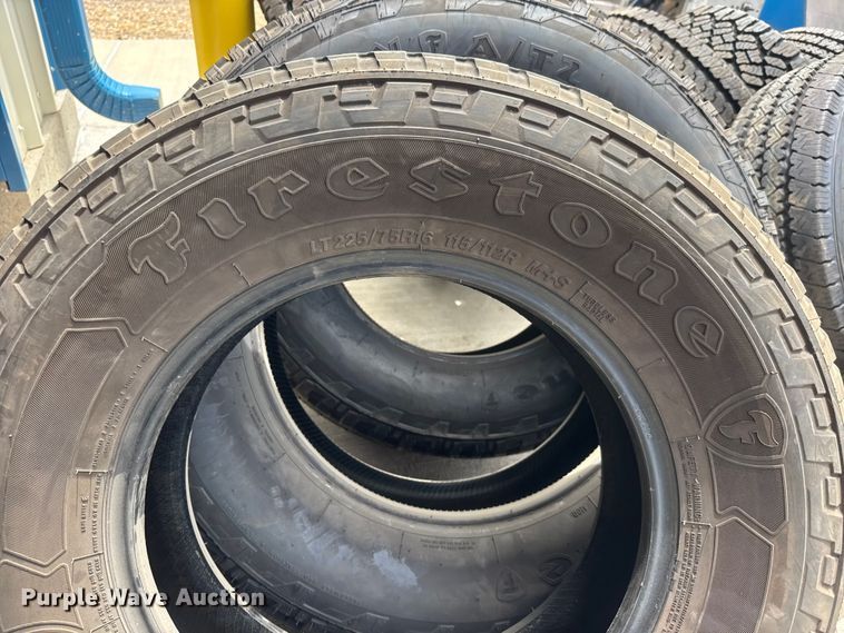 image for item NJ9113 (11) tires