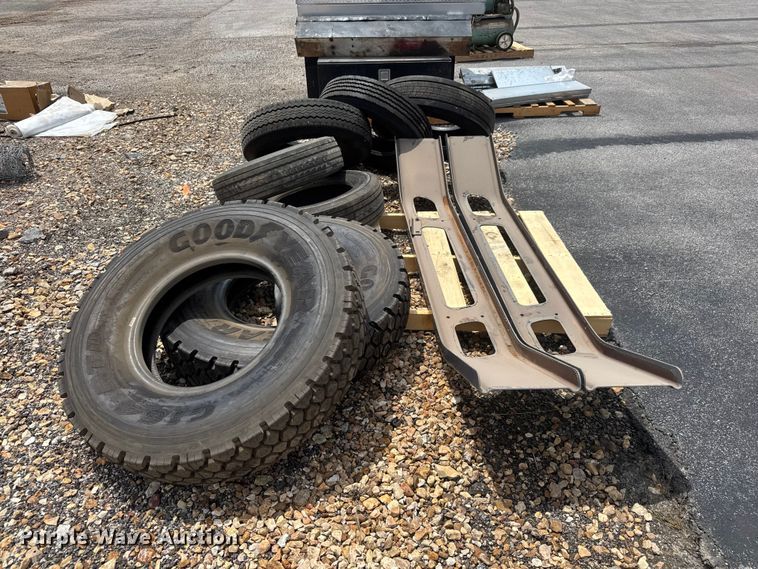 image for item NJ9115 Truck parts
