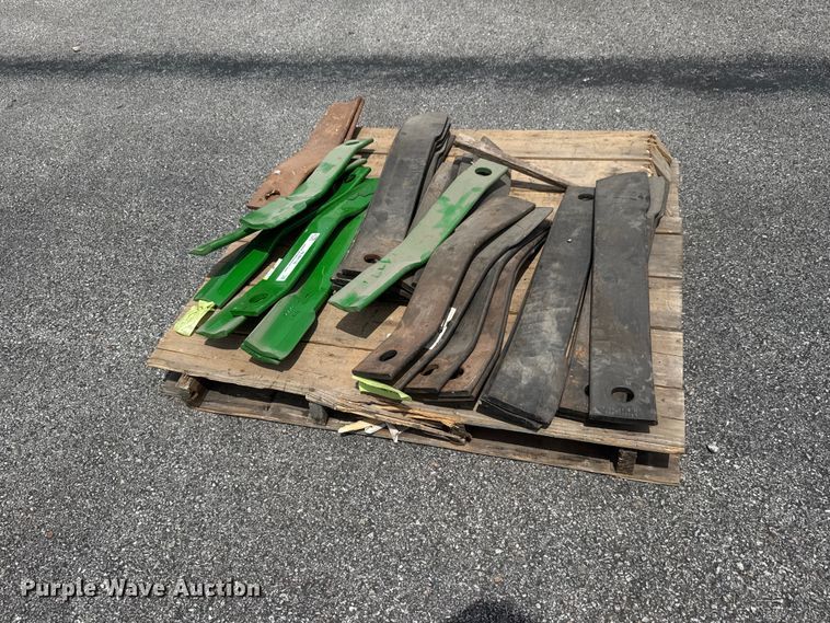 image for item NJ9116 (29) rotary mower blades