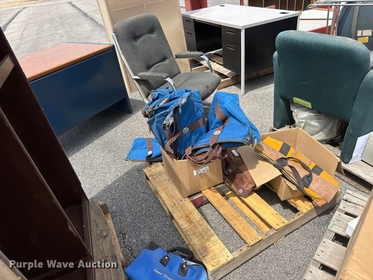 image for item NJ9117 Office equipment