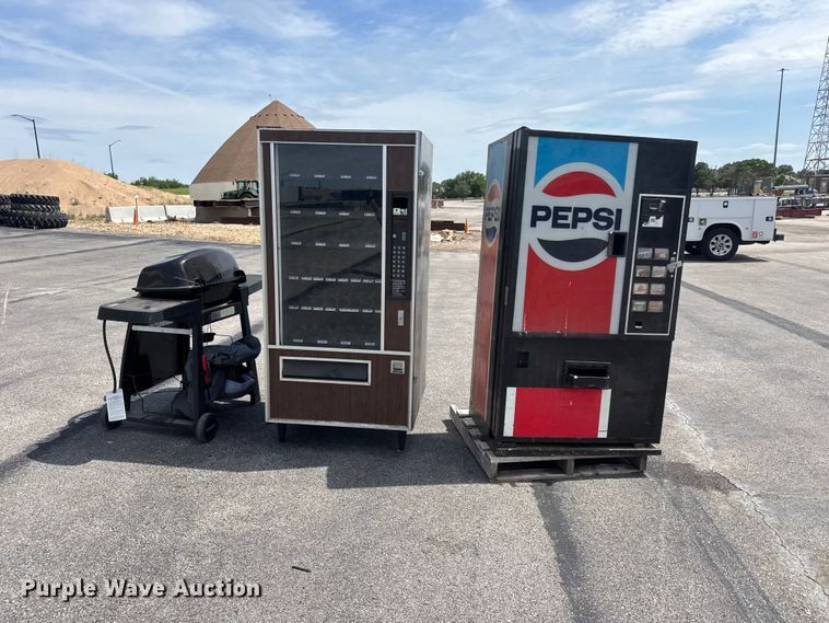 image for item NJ9120 (2) vending machines