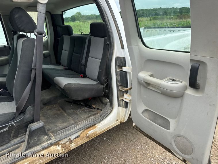 image for item NJ9139 2008 Chevrolet Silverado 1500 Ext. Cab pickup truck
