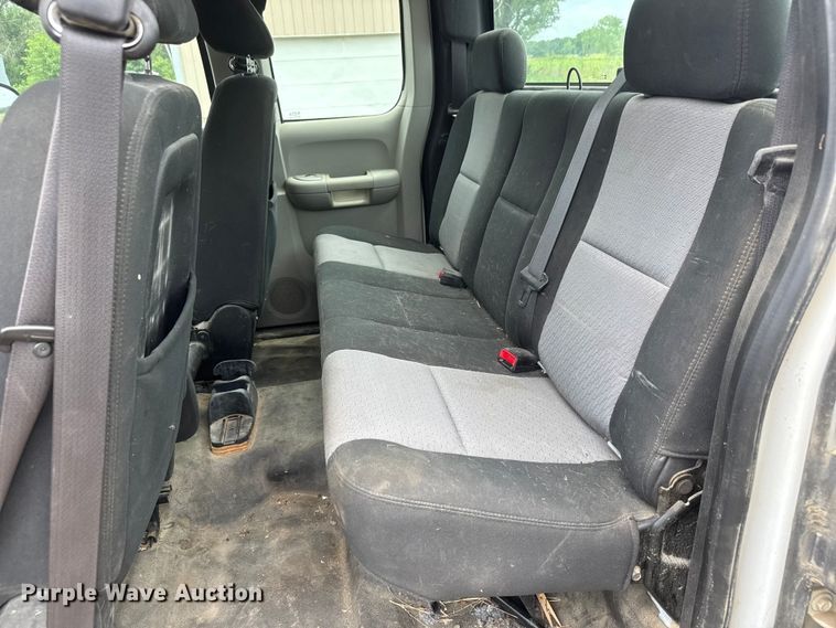 image for item NJ9139 2008 Chevrolet Silverado 1500 Ext. Cab pickup truck