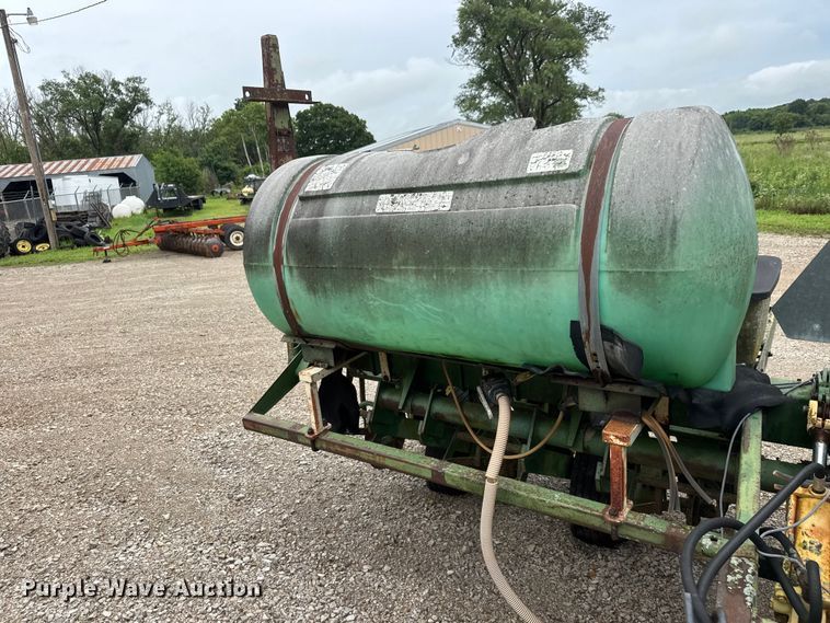 image for item NJ9140 John Deere 7000 no-till planter