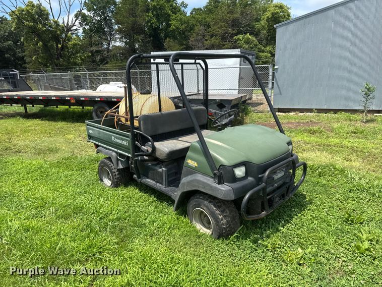image for item NJ9146 2004 Kawasaki Mule 3010 utility vehicle