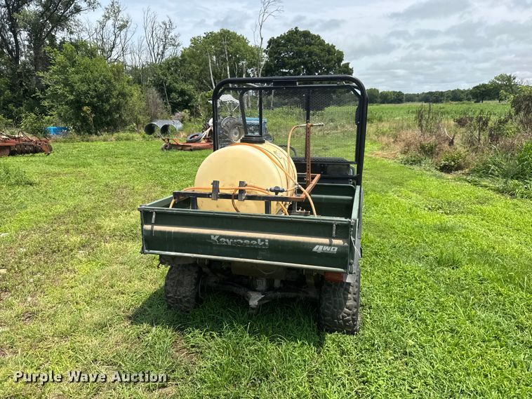 image for item NJ9146 2004 Kawasaki Mule 3010 utility vehicle