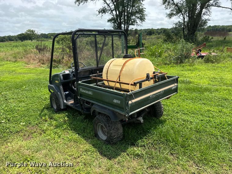 image for item NJ9146 2004 Kawasaki Mule 3010 utility vehicle