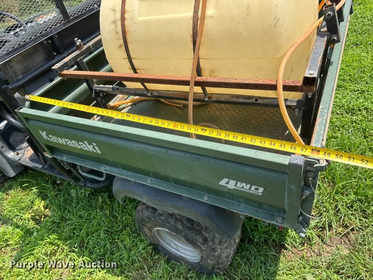 image for item NJ9146 2004 Kawasaki Mule 3010 utility vehicle