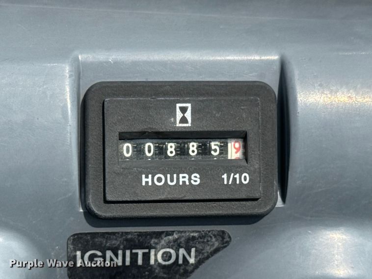 image for item NJ9146 2004 Kawasaki Mule 3010 utility vehicle