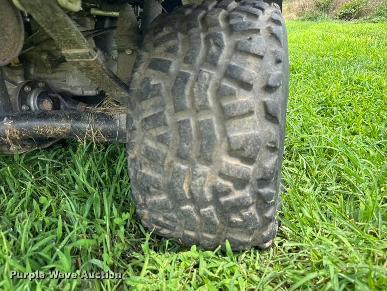 image for item NJ9146 2004 Kawasaki Mule 3010 utility vehicle