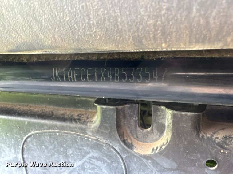 image for item NJ9146 2004 Kawasaki Mule 3010 utility vehicle