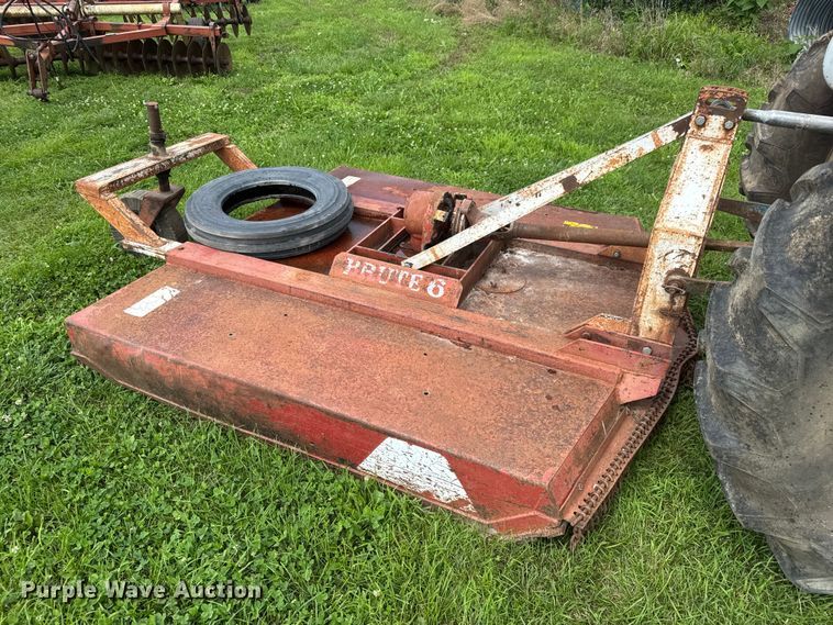 image for item NJ9148 1972 Ford 3000 tractor