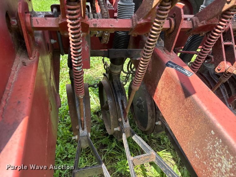 image for item NJ9150 Strobel/Miller 11H SB DC PW grass drill