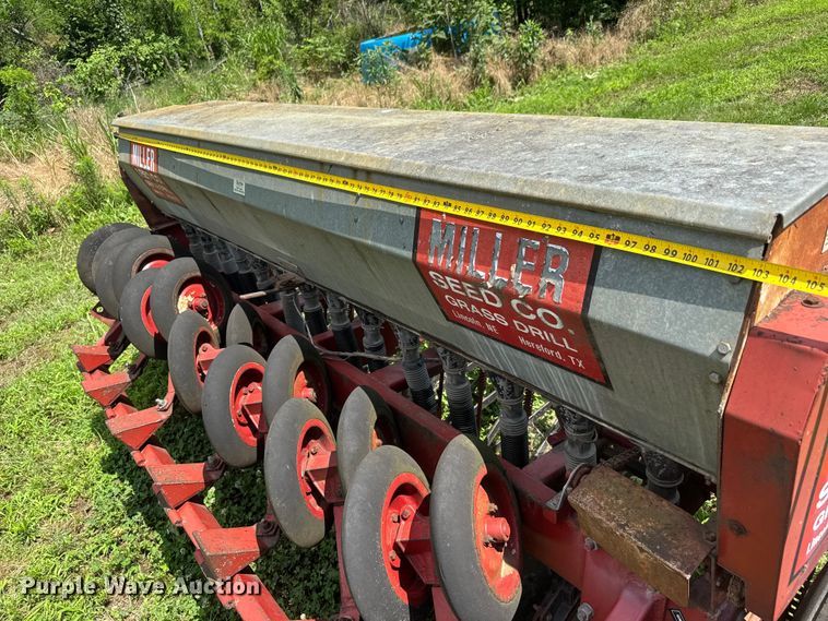 image for item NJ9150 Strobel/Miller 11H SB DC PW grass drill