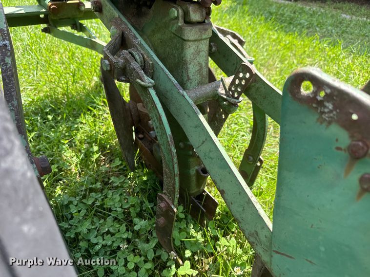image for item NJ9151 John Deere 1250 planter