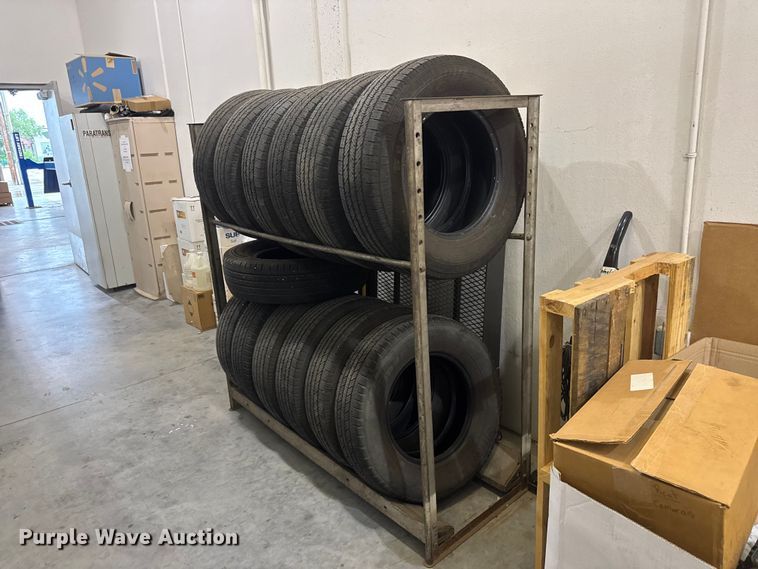 image for item NJ9154 (13) LT225/75R16 tires