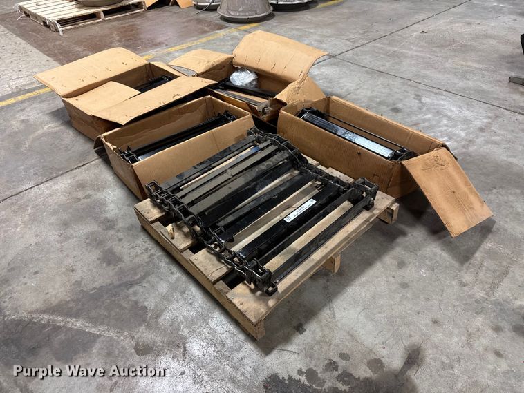 image for item NJ9159 Spreader conveyor chains