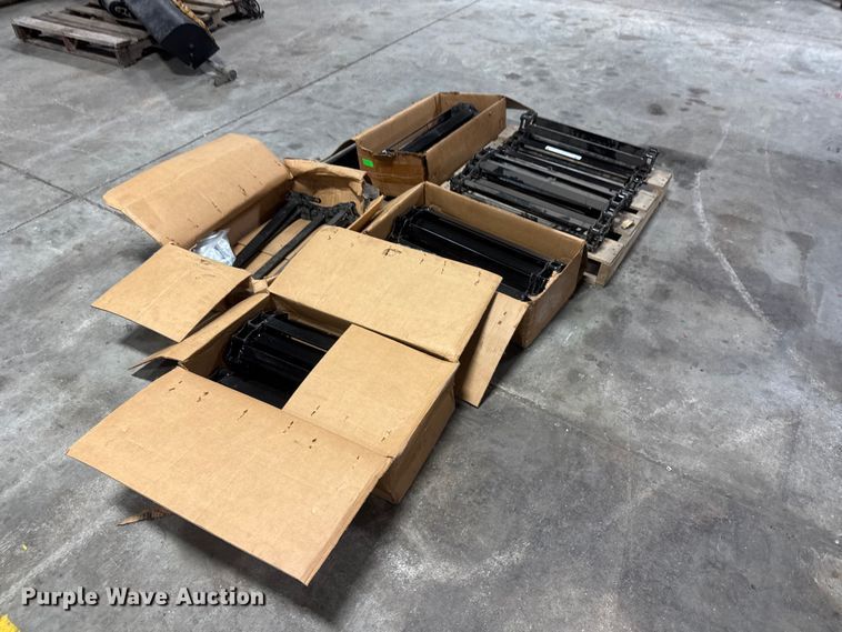 image for item NJ9159 Spreader conveyor chains