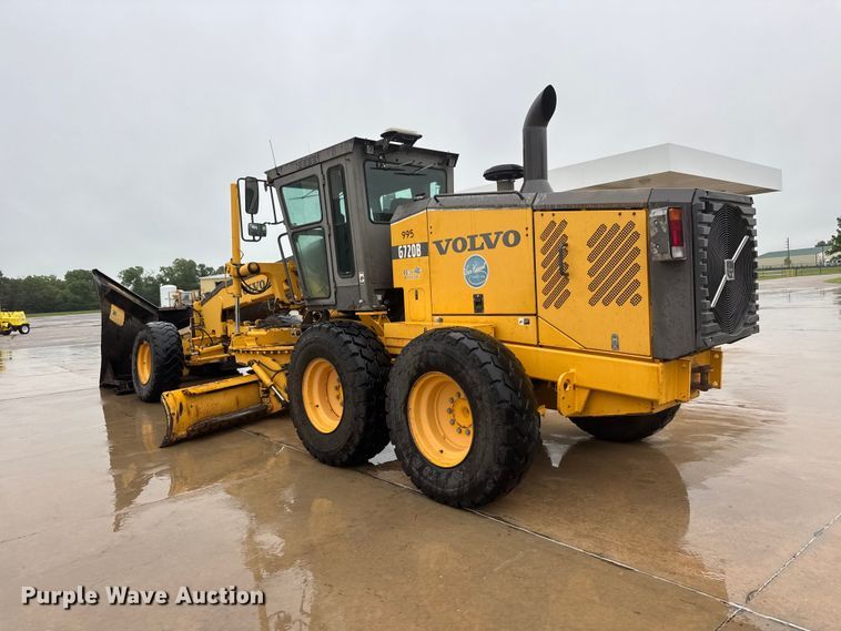 image for item NJ9163 2005 Volvo G720B motor grader